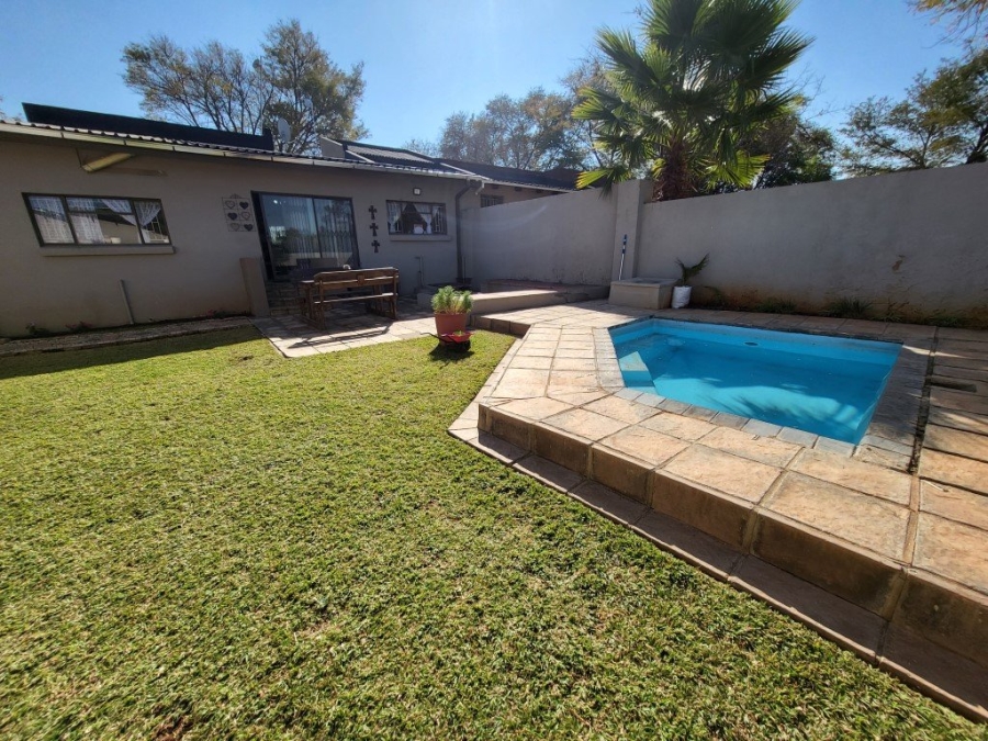 To Let 3 Bedroom Property for Rent in Brits North West